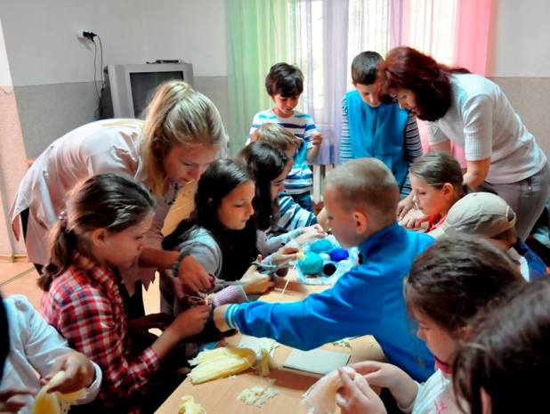Закарпатські діти за допомогою тіста поєднали Україну (ФОТО) - фото 3
