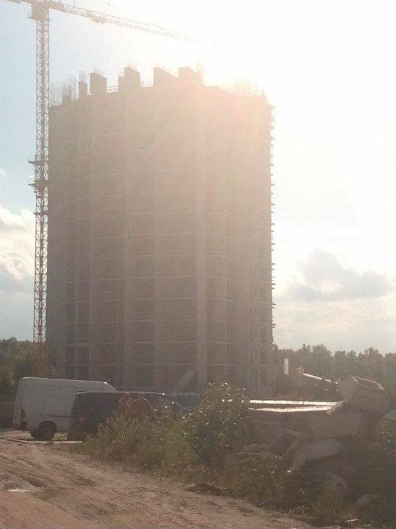 Скандальний забудовник на Микільській Слобідці взяв "низький старт" (ФОТО) - фото 1