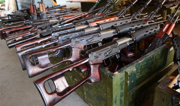 Луганські бойовики обеззброїли краснодонських козаків  (ФОТОФАКТ) - фото 5