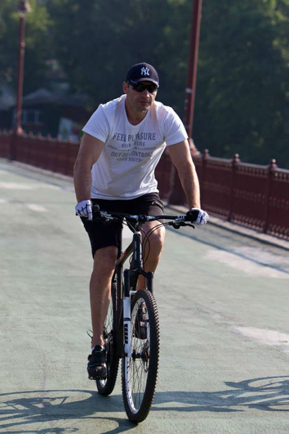 Як Кличко випробовував велодоріжку з Троєщини в центр міста (ФОТО) - фото 2