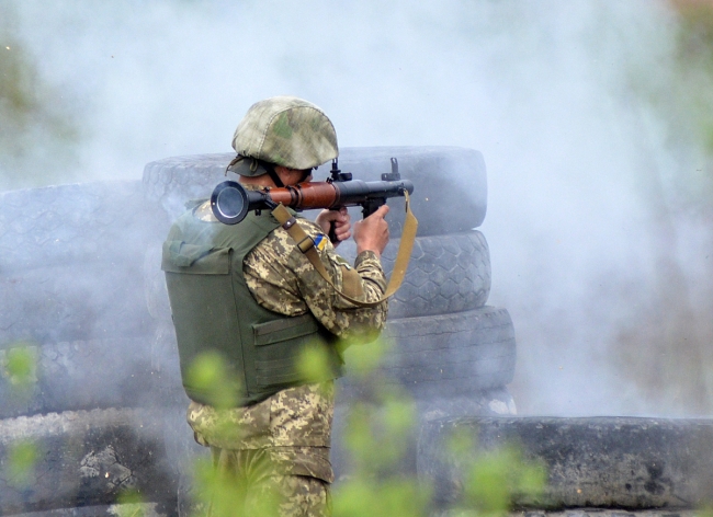 Як Турчинов випробовував на міцність укріплення на Житомирщині (ФОТО) - фото 3