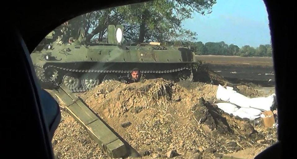 Журналіст опублікував фото російських військових, яки тримали "іловайський котел" - фото 5