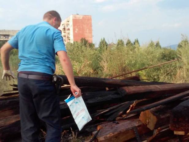 В Ужгороді хотіли спалити ромський табір - фото 2