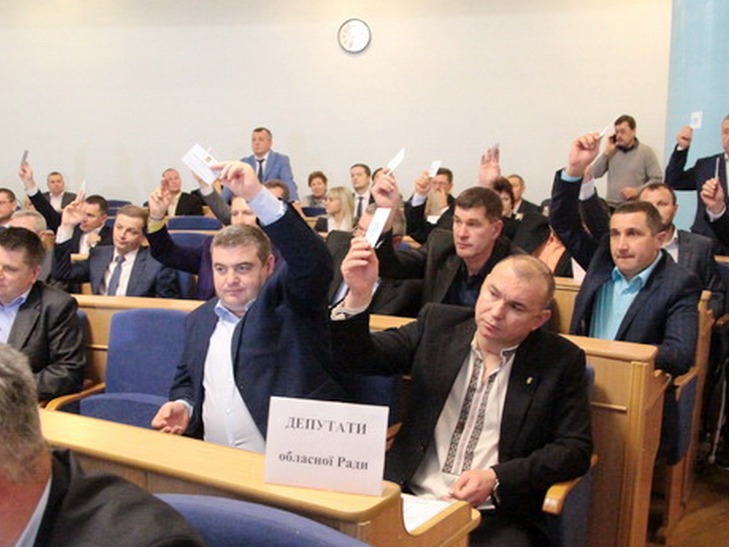 Вінницька "Свобода" хоче забрати мандат у депутата-"скандаліста" - фото 2