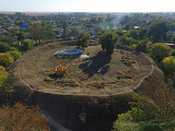 В селі на Київщині знищують городище 12 століття (ФОТО) - фото 1