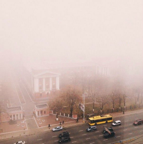 Як виглядає осінній Київ в тумані  - фото 3