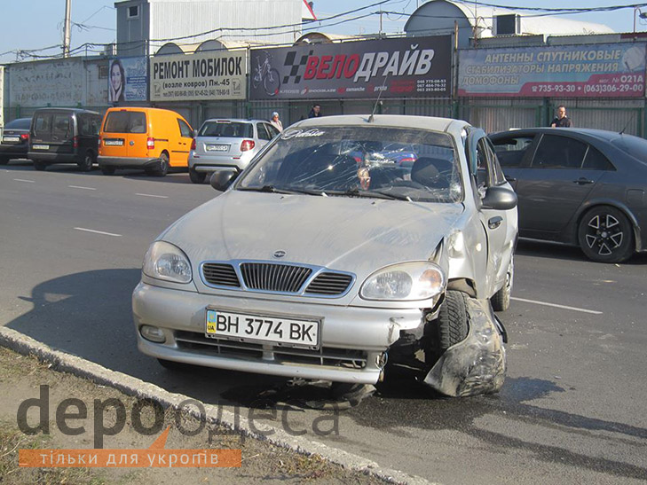 На селищі Котовського в Одесі сталася чергова аварія - фото 2