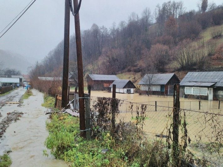 Як на Закарпатті маленький гірський струмок затопив ціле село - фото 2