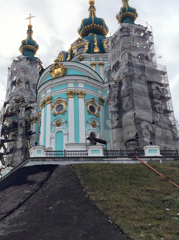 У Києві відреставрувати три фасади Андріївської церкви  - фото 2