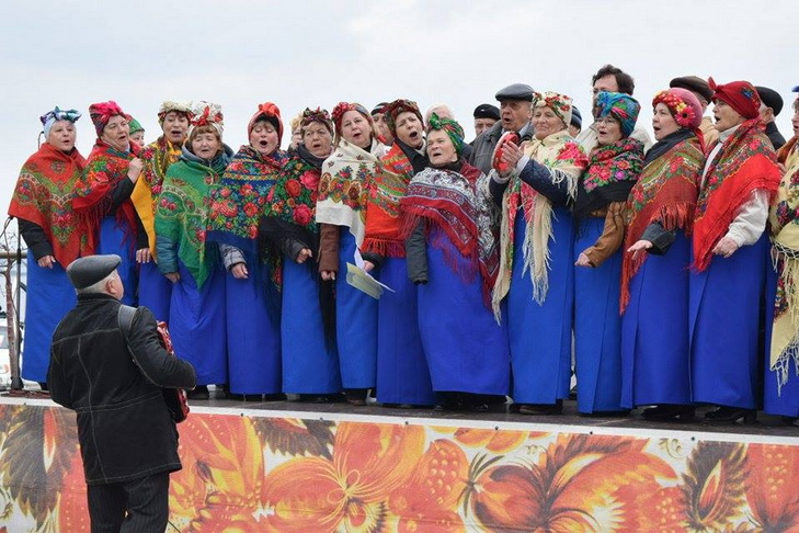 У Дніпропетровську переселенці з Донбасу роздавали безкоштовні млинці - фото 4