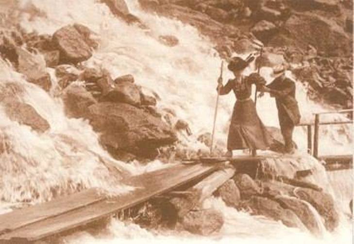 Як виглядали екстремалки-альпіністки минулого століття - фото 2