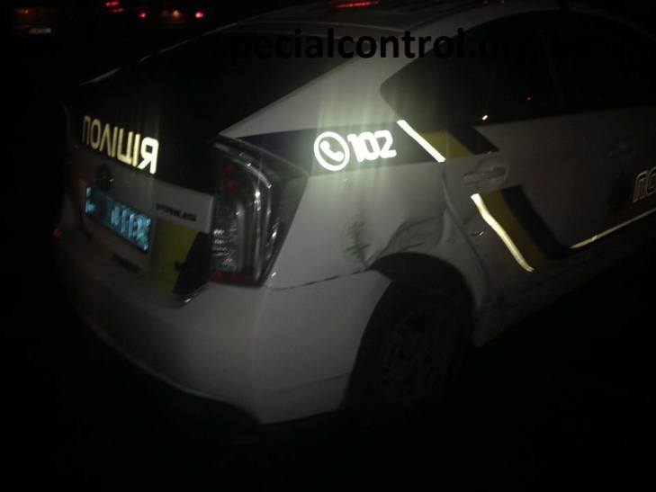 В Ужгороді патрульне авто знову потрапило у ДТП - фото 2