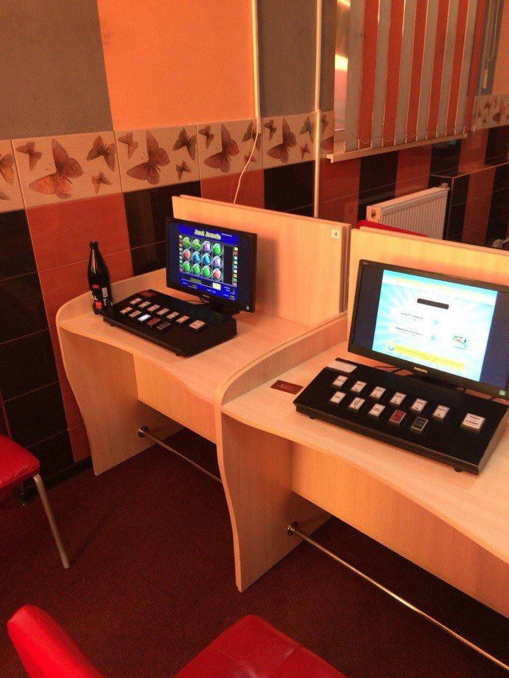 "Свобода" накрила "казино" у Конотопі, яке вже встигли колись ліквідувати "ляшківці" - фото 2