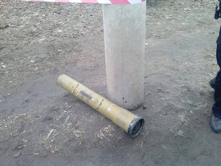 У центрі Миколаєві знайшли  сучасний контейнер від протитанкової ракети  - фото 1