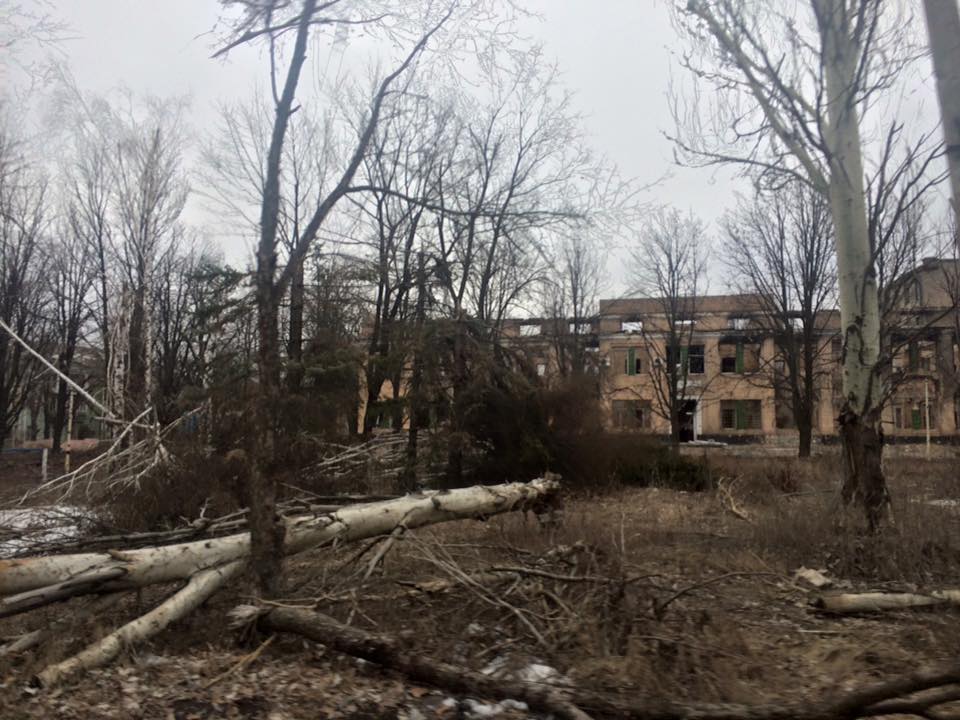 У Донецьку окупанти підірвали та порізали завод Міноборони, який відвідував Обама (ФОТО) - фото 6