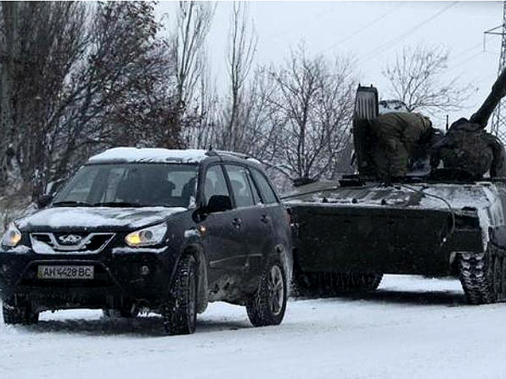 Підсумки тижня в "ЛНР": нищення промисловости і виховання дітей-убивць - фото 1