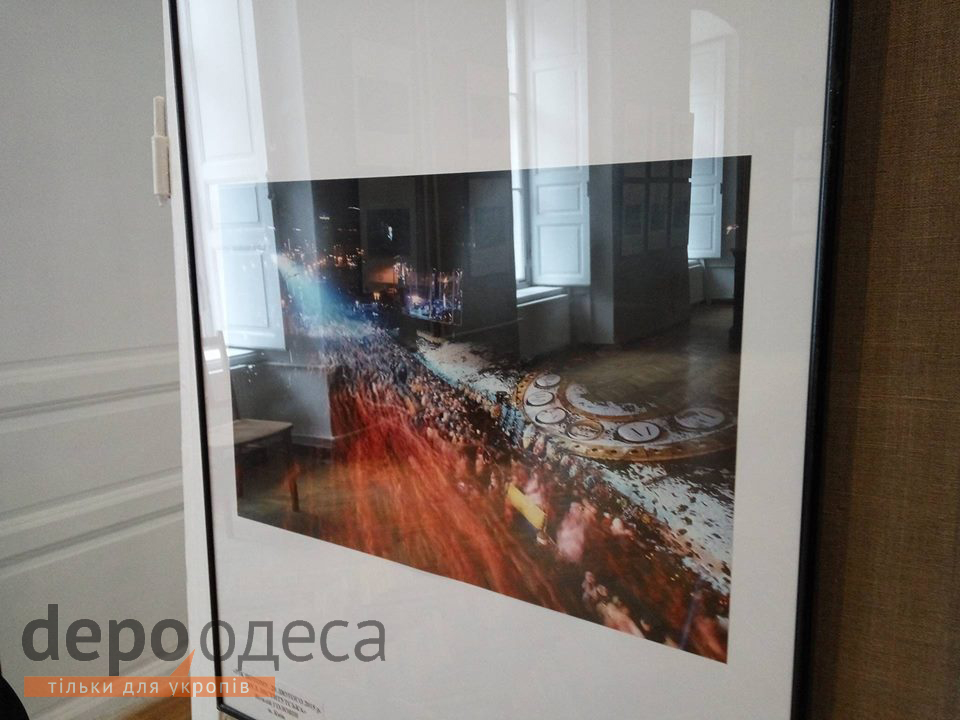 В Одесі триває фотовиставка, присвячена подіям в Україні - фото 6