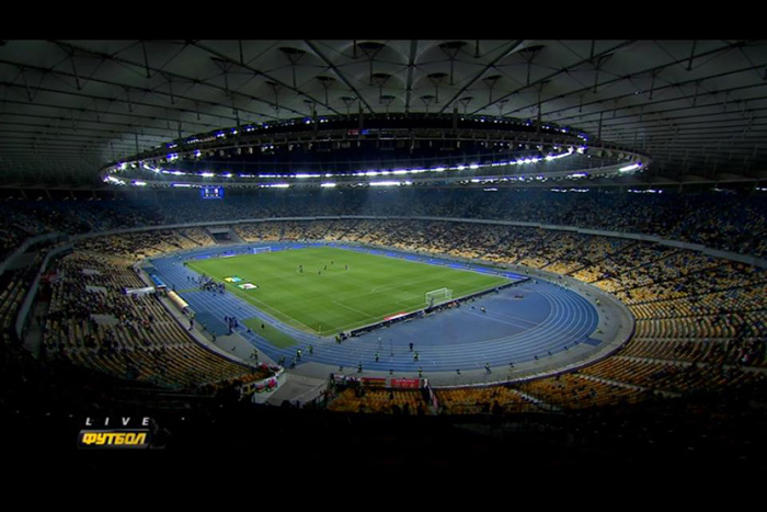 Як виглядає напівпорожній "Олімпійський" перед матчем Україна - Уельс - фото 1