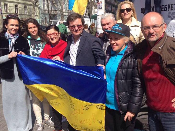 Боровик відповів нардепам на звинувачення його в нарузі над українським прапором - фото 1