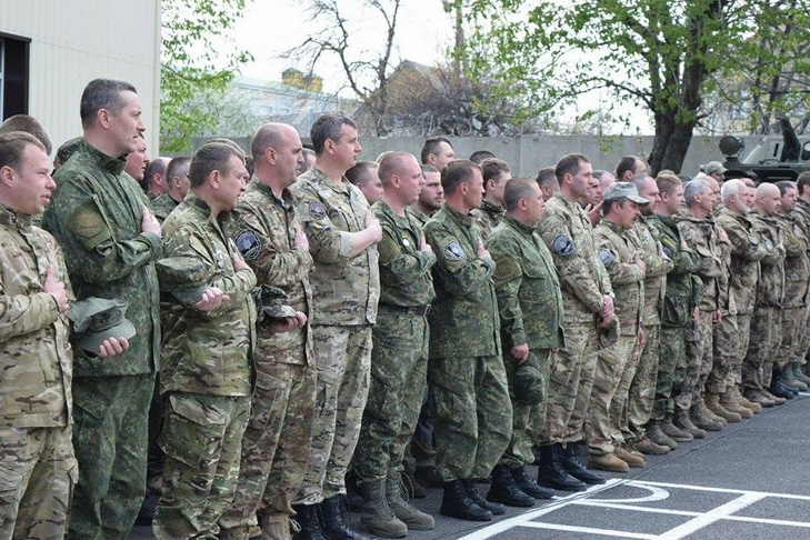 Філатов розповів, як Дніпру-1 видавали зброю без документів - фото 1