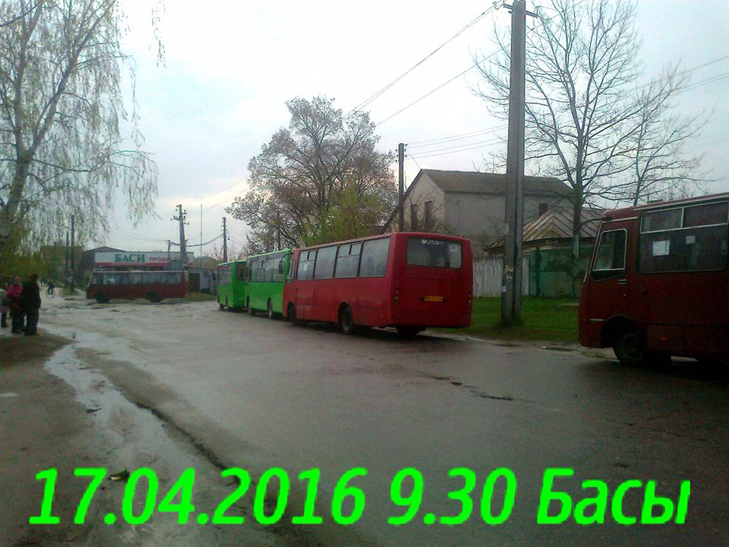 Сумчани не відчули обіцяного "покращення" через нові автобуси  - фото 1