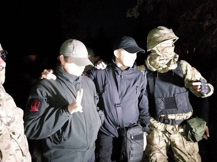 Біля одеського парку гаряче: приїхали батальон спецпризначення поліції та самооборона - фото 8