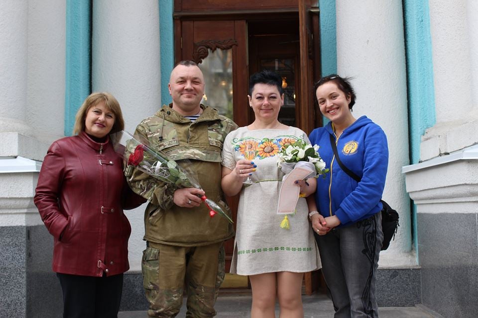 У Харкові волонтер-втікачка з Росії вийшла заміж за львівського АТОшника  - фото 3