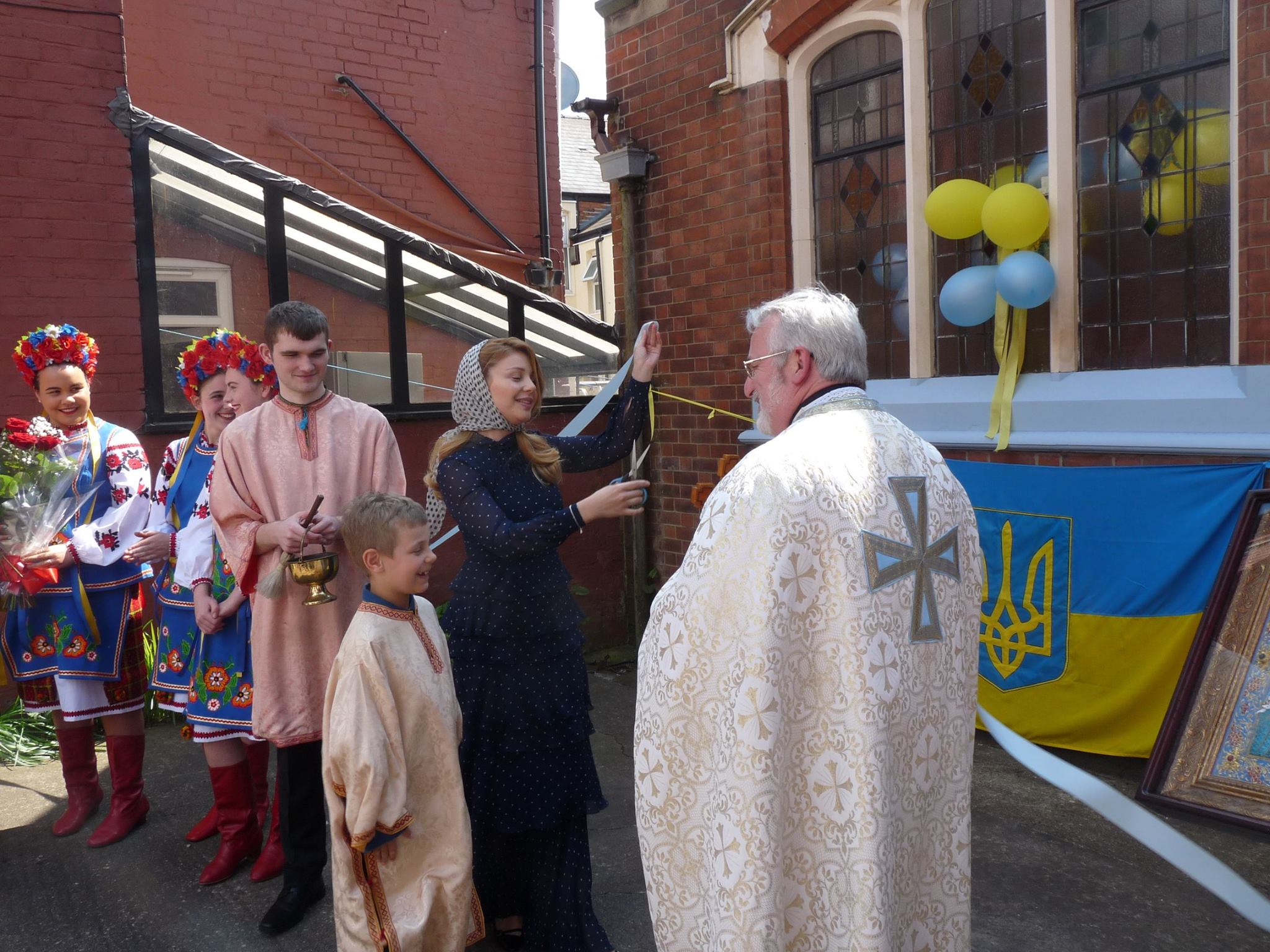 Як Кароль у Лондоні відкривала Центр української громади - фото 1