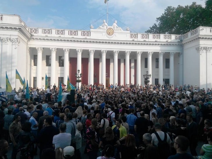 На "антитруханівському майдані" в Одесі виступив Орест Лютий - фото 8