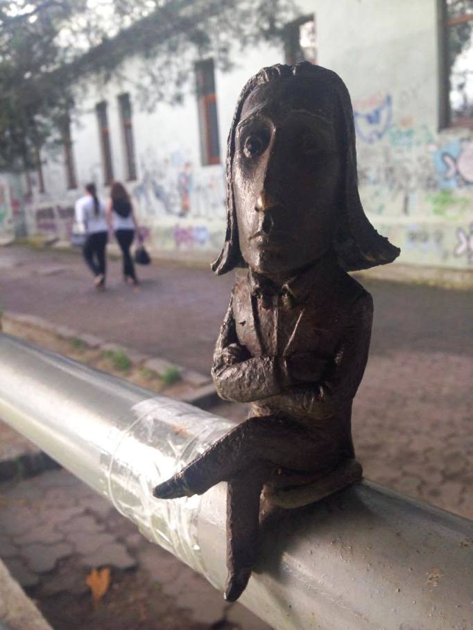 Вандали в місті: Кому заважають міні-скульптурки Ужгорода - фото 8
