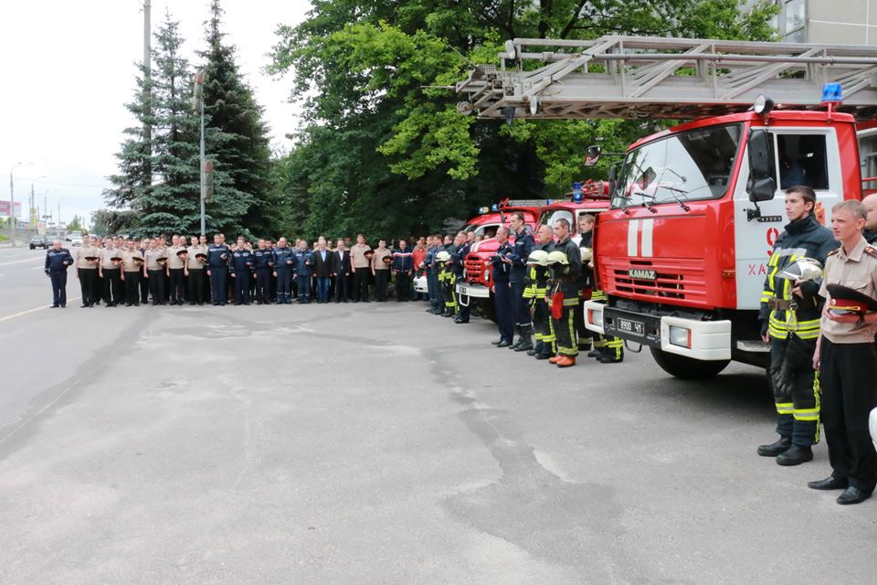 У Харкові рятувальники вшанували пам'ять загиблих львівських колег  - фото 3