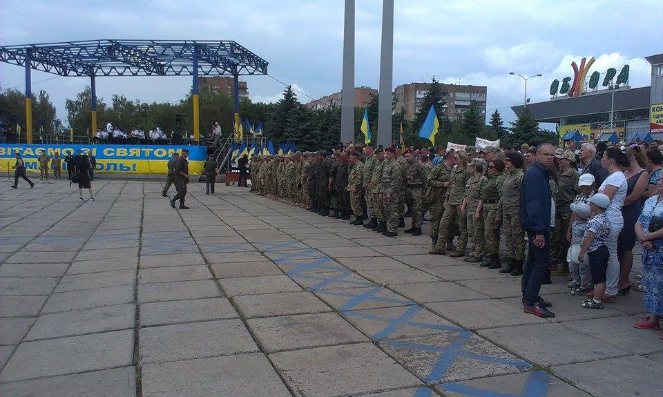 Маріуполь розпочав святкування другої річниці визволення від "ДНР" (ФОТО) - фото 2