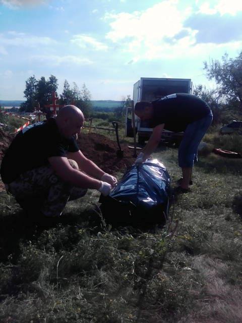 Криворізькі волонтери знайшли загиблого навесні бійця АТО - фото 1