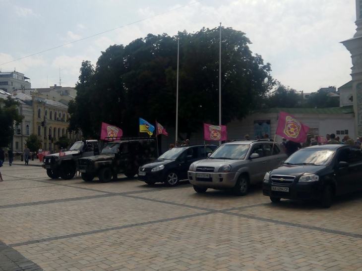 У Києві відбувся крутий автопробіг на честь 128-ї - фото 4