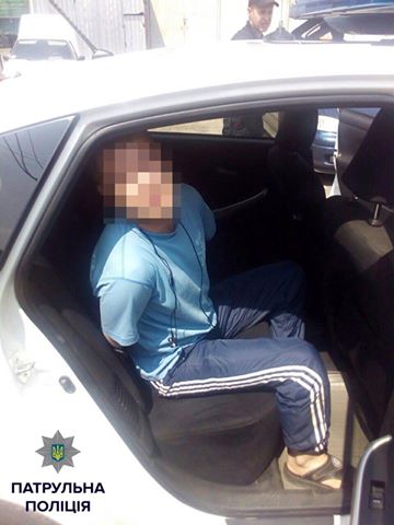 "Совісні" полтавські грабіжники повернули викрадений телефон - фото 1