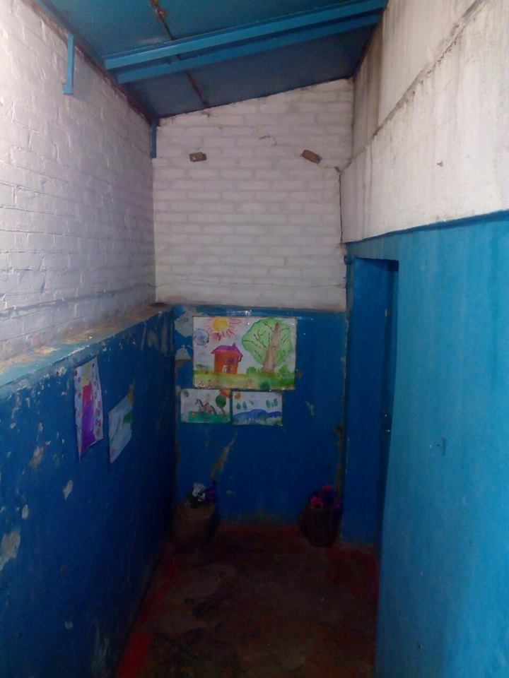У Краматорську приміщення дитячих гуртків жахає пліснявою та облупленими стінами (ФОТО)  - фото 2