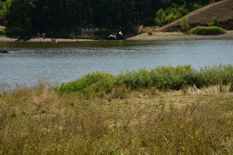 Як тренується поліцейський спецназ Донеччини на суші та у воді (ФОТО) - фото 2