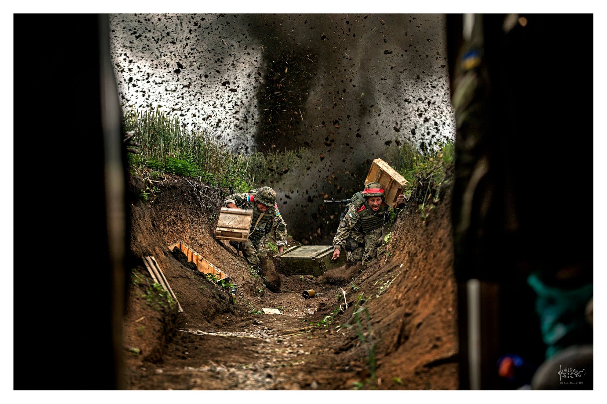 Перемир`я у Широкиному очима військового фотографа: біль та відвага в одному кадрі (ФОТО) - фото 7