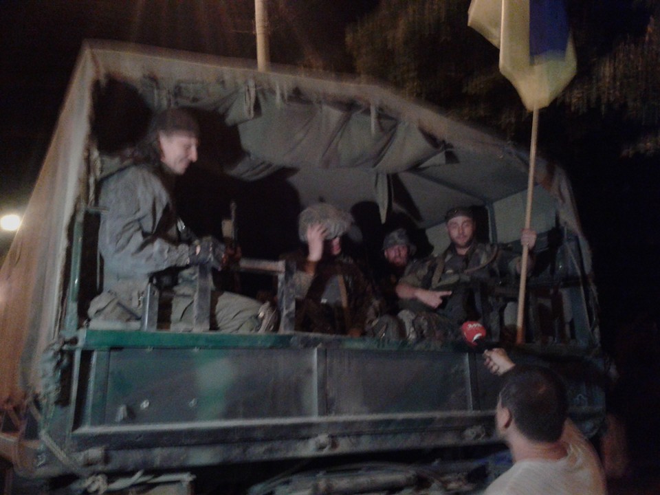 Батальйон "Донбас" залишає Маріуполь - фото 2