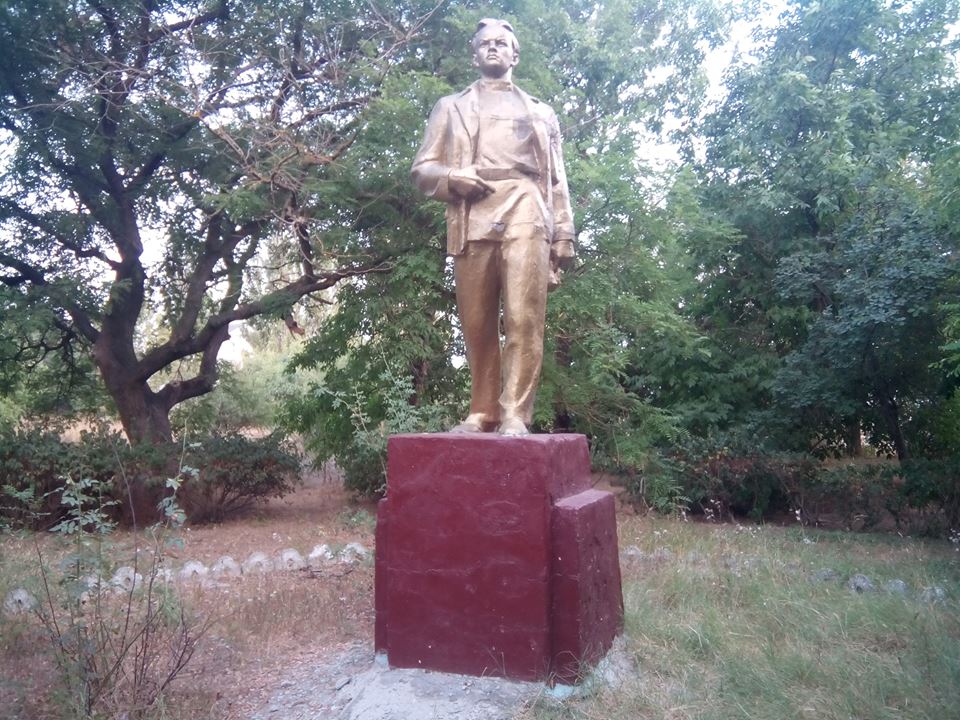 На Запоріжжі знайшли останній недекомунізований пам'ятник Леніну - фото 1