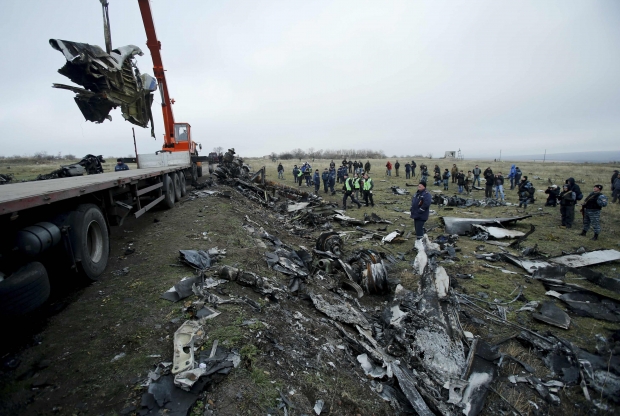 Роковини трагедії МН-17: бойовики перешкоджали збирати уламки, бо будували дот - фото 2