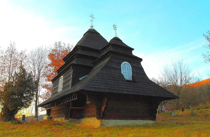 Унікальні пам’ятки: дерев’яні церкви Закарпаття охороняє весь світ - фото 2