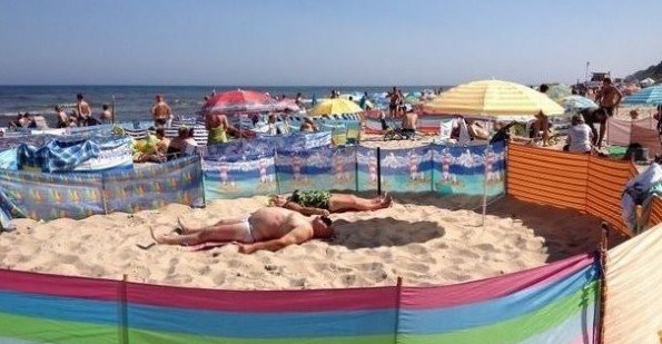 Самозахоплення землі чи нова пляжна мода з Польщі - фото 12