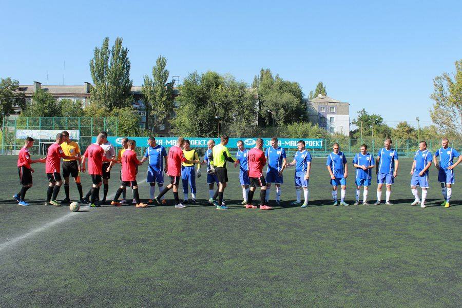 Миколаївська 79-ка зійшлася в футбольному матчі з морпіхами