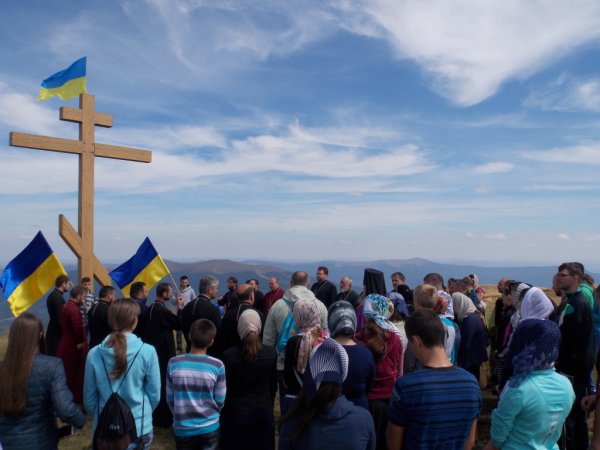 На Закарпатті на висоті майже 1500 метрів молилися за Україну - фото 1