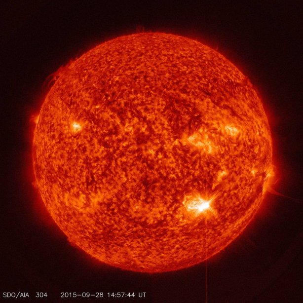 У NASA опублікували знімок вчорашнього сонячного спалаху - фото 1