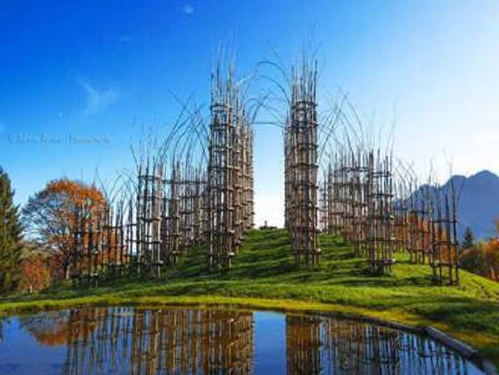 "Живий храм" під відкритим небом створив італієць - фото 7
