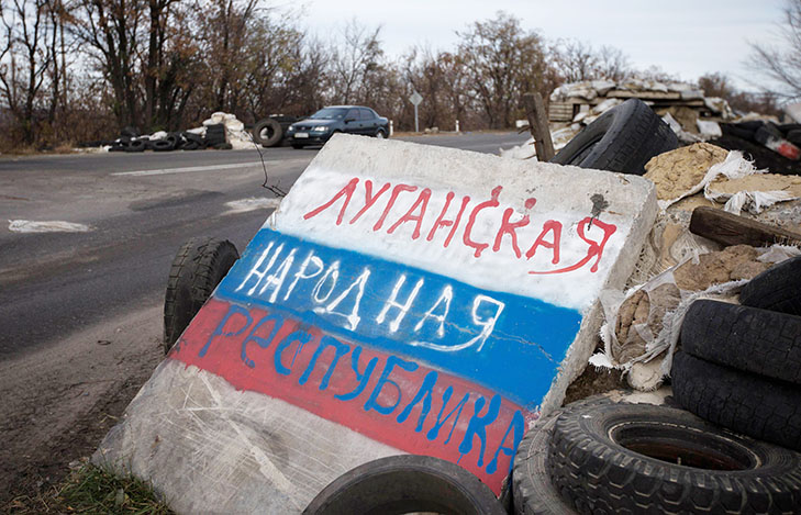 Підсумки тижня в "ЛНР": Інформвкид проти Суркова та агенти "ЛНР" в українській владі - фото 1