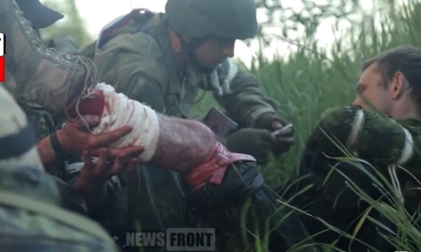 Бойовики показали нові кадри запеклих боїв під Мар`їнкою (ФОТО, ВІДЕО 18+) - фото 4 Бойовики показали нові кадри запеклих боїв під Мар`їнкою (ФОТО, ВІДЕО 18+) - фото 4