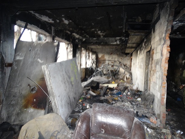 Нові фото залишків зруйнованого аеропорту у Донецьку (ФОТОРЕПОРТАЖ) - фото 6